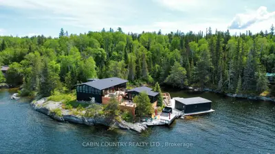 Detached in Kenora Remote Area