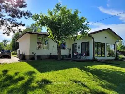 Detached in Dryden