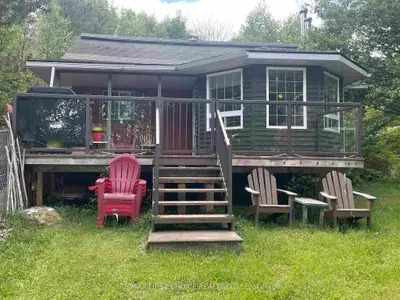 Detached in Ignace