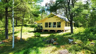 Detached in Kenora Remote Area