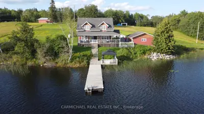 Detached in Kenora Remote Area