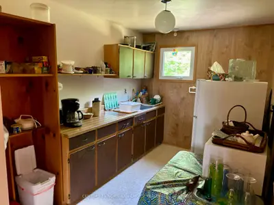Detached in Kenora Remote Area