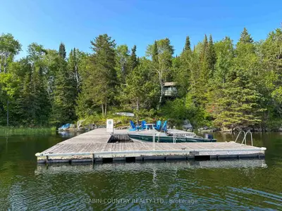 Detached in Kenora Remote Area
