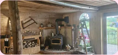 Detached in Kenora Remote Area