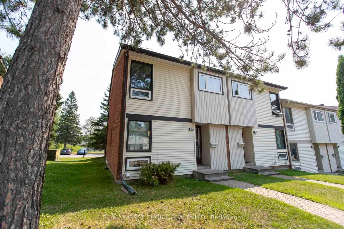 Condo Townhouse in Thunder Bay