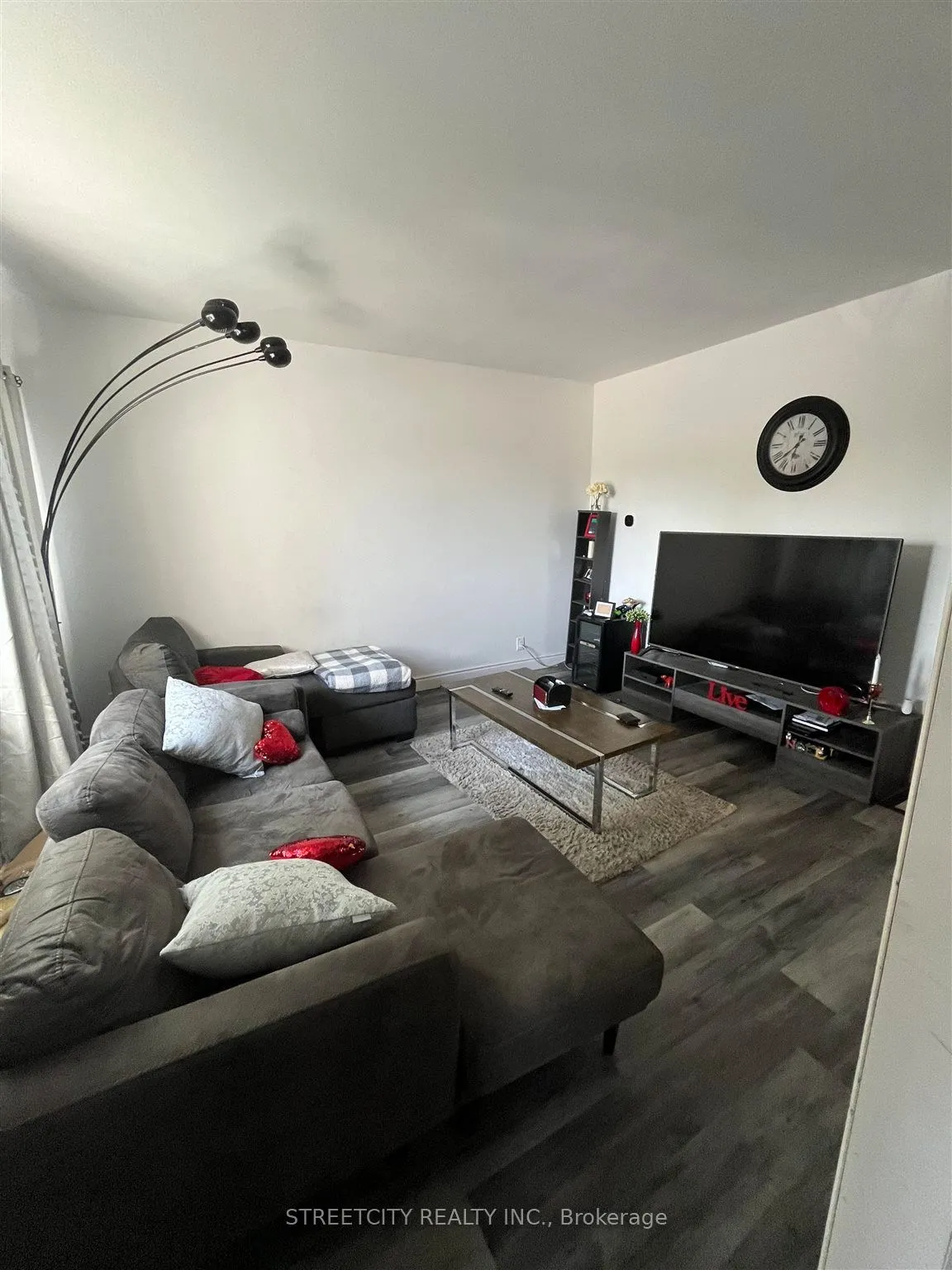 Duplex in Thunder Bay