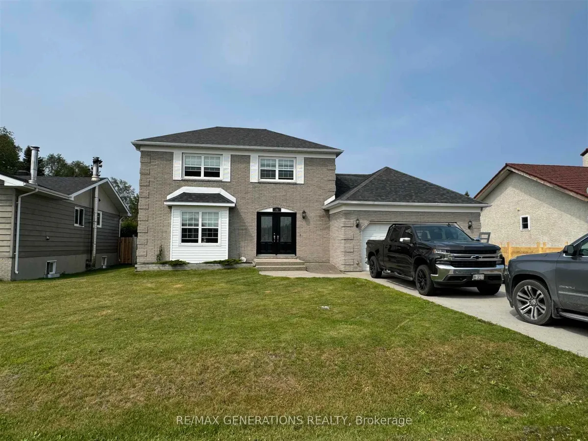 Detached in Marathon