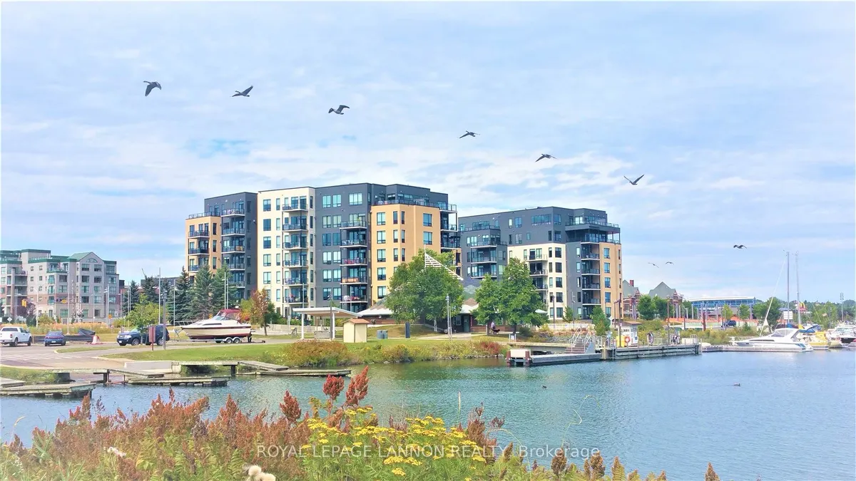 Condo Apartment in Thunder Bay