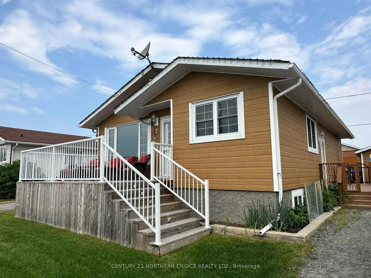Detached in Red Lake