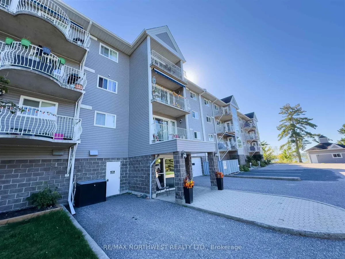 Condo Apartment in Kenora