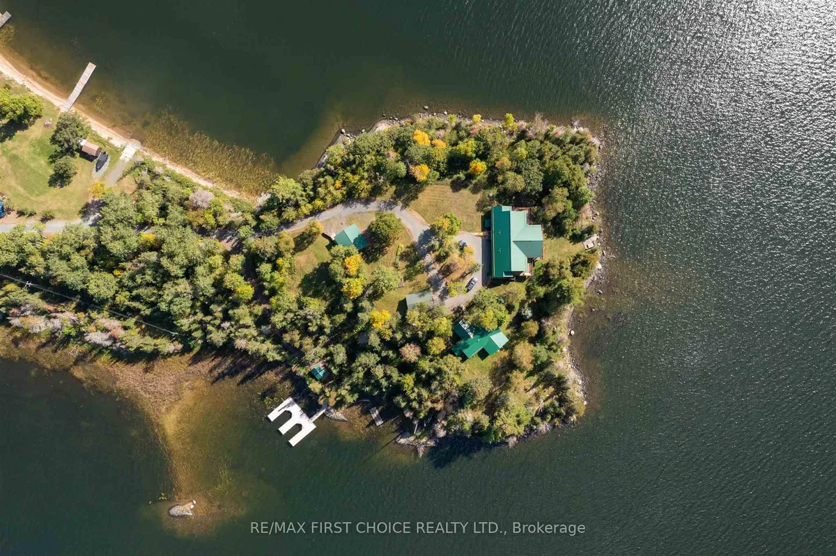 Detached in Sioux Narrows-Nestor Falls
