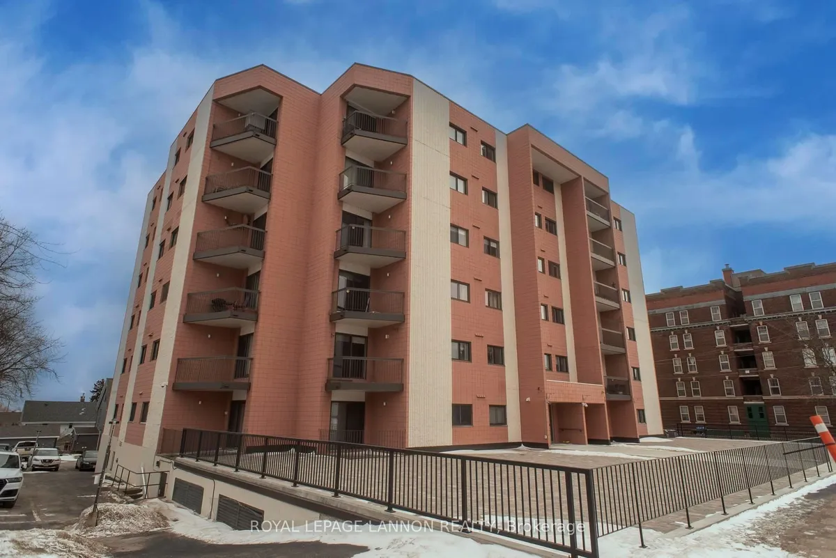 Condo Apartment in Thunder Bay