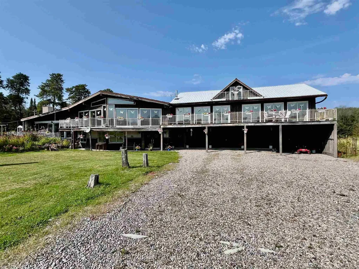 Detached in Kenora Remote Area