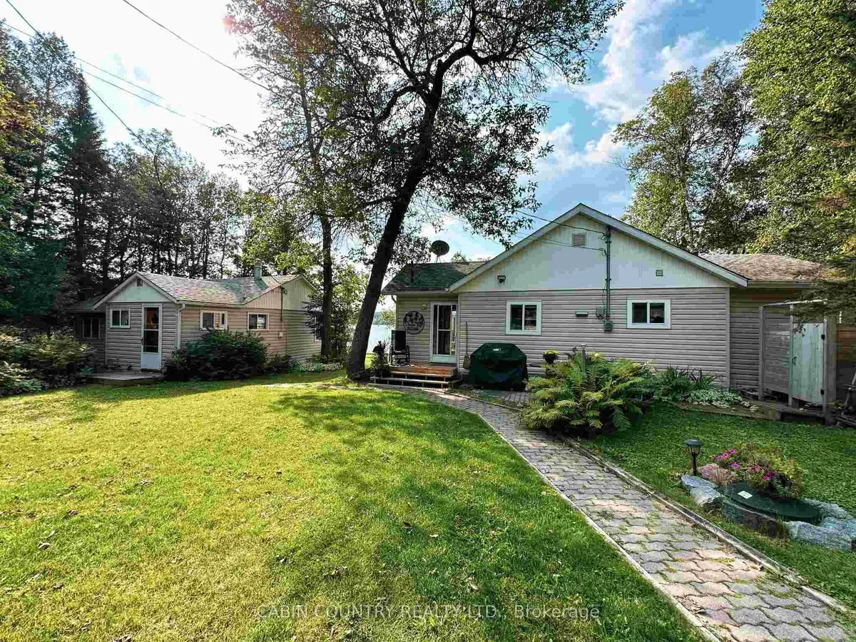 Detached in Kenora Remote Area
