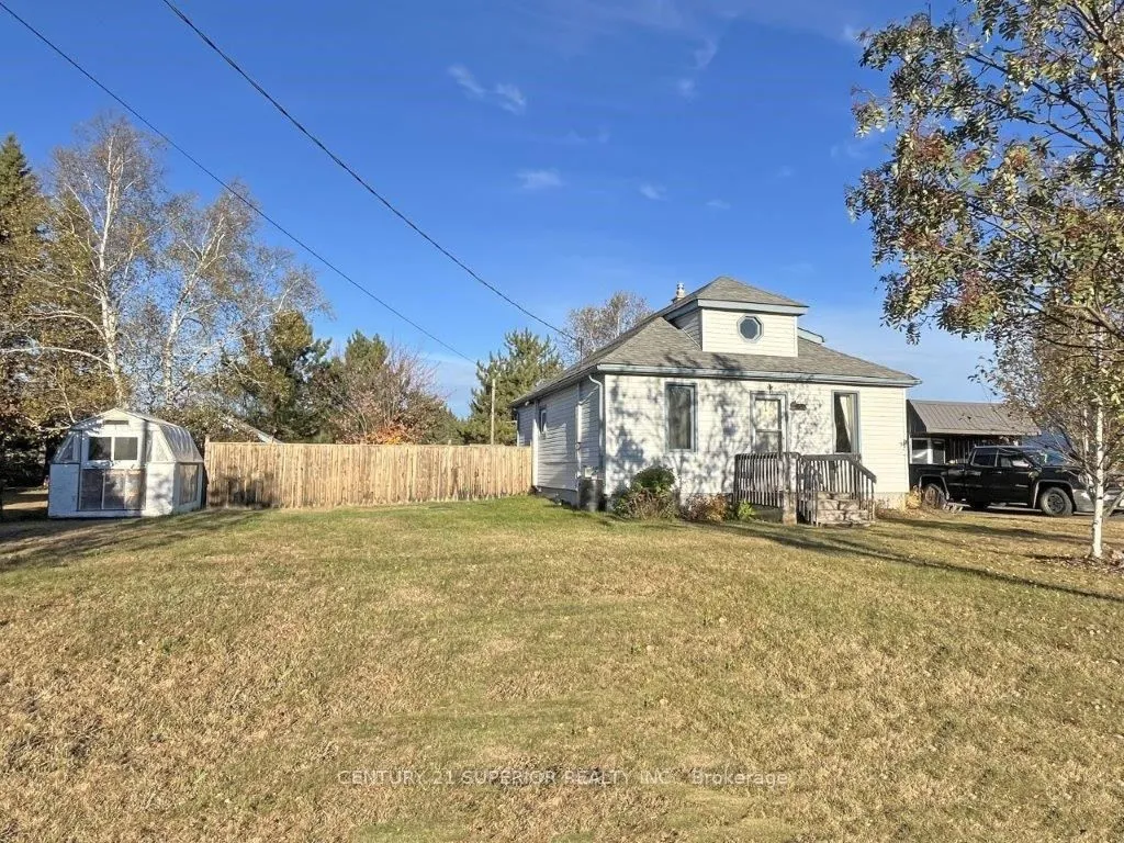 Detached in Oliver Paipoonge