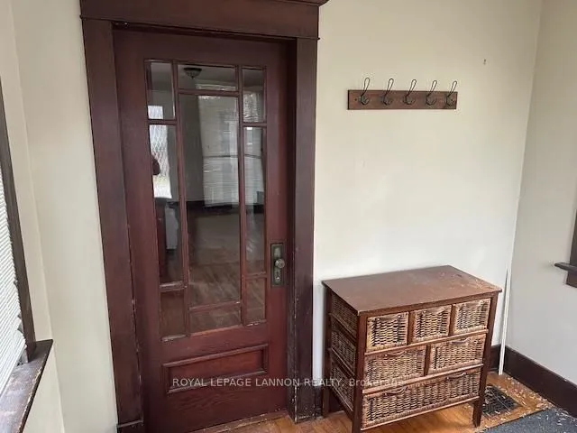 Detached in Thunder Bay