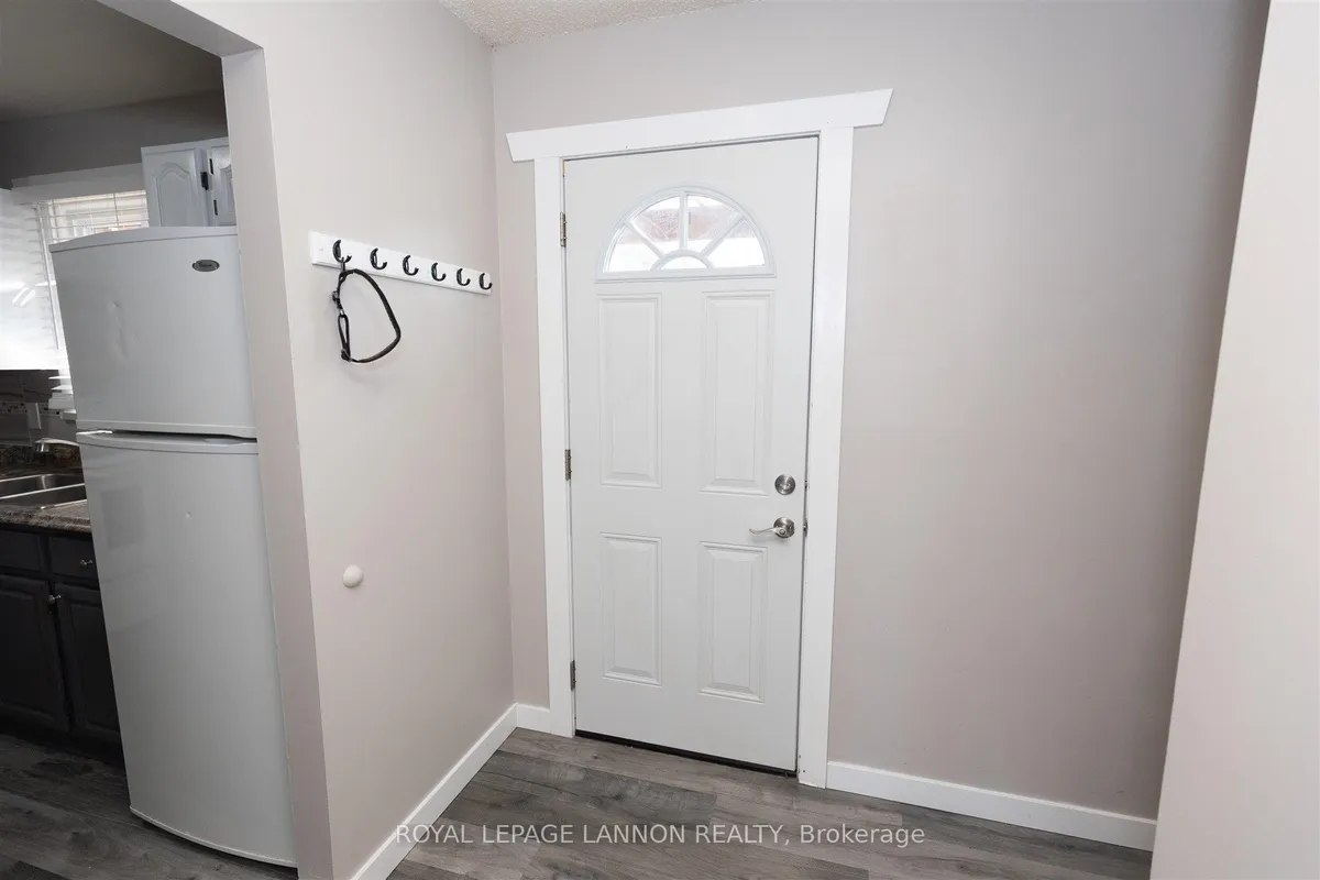Att/Row/Townhouse in Thunder Bay