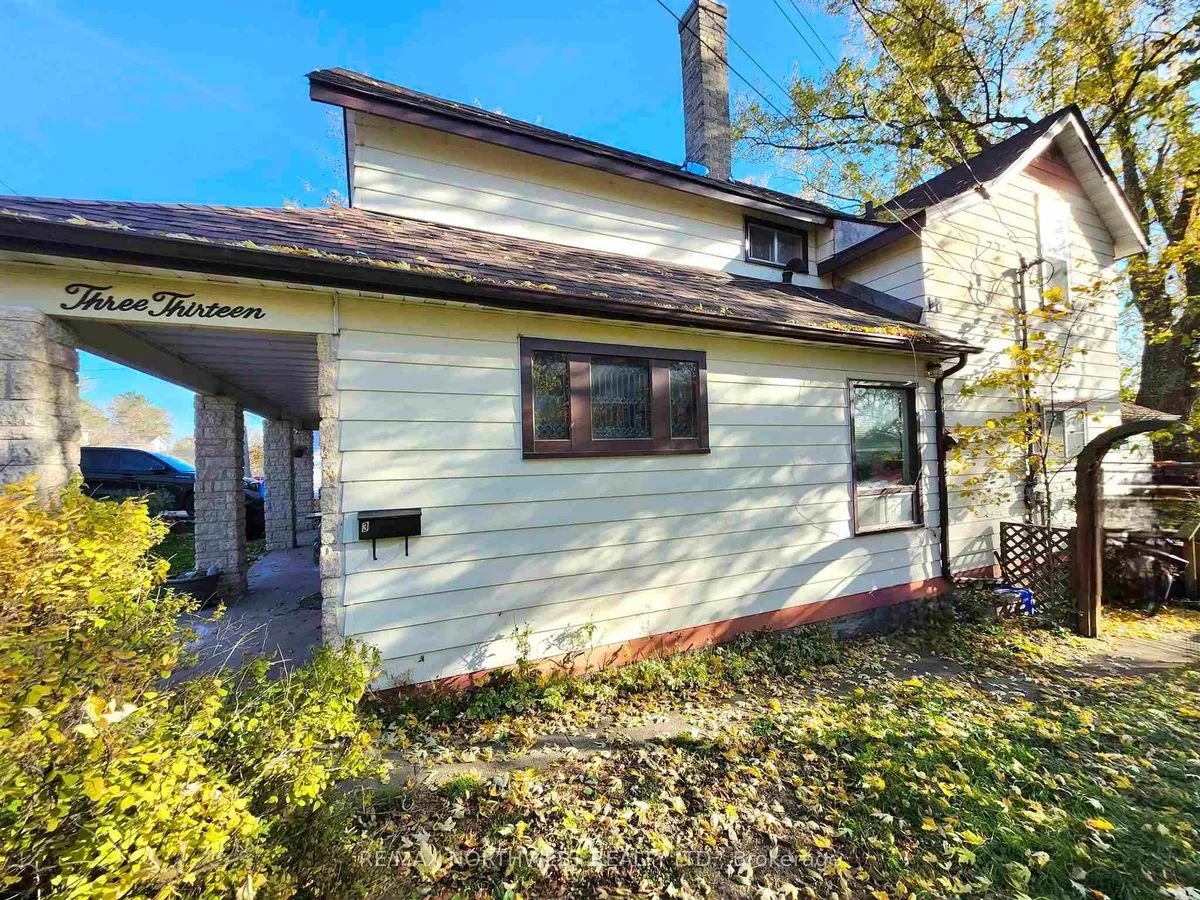 Duplex in Kenora