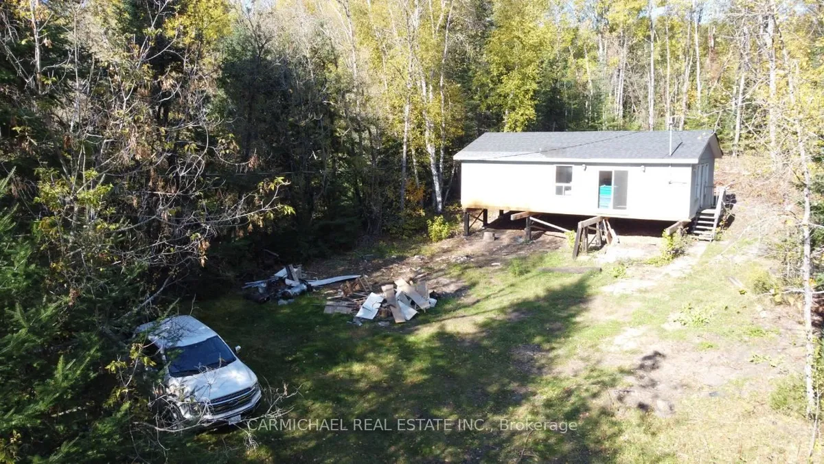 Detached in Kenora Remote Area