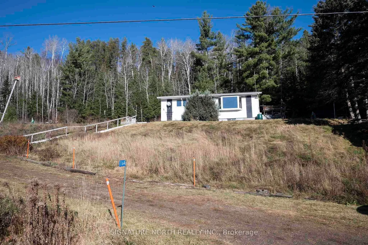 Detached in Neebing