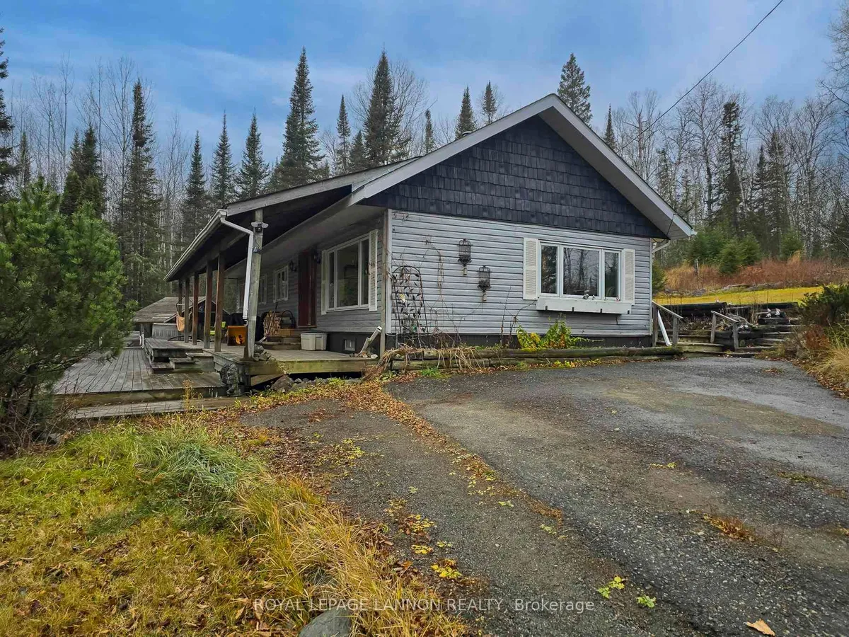 Detached in Conmee