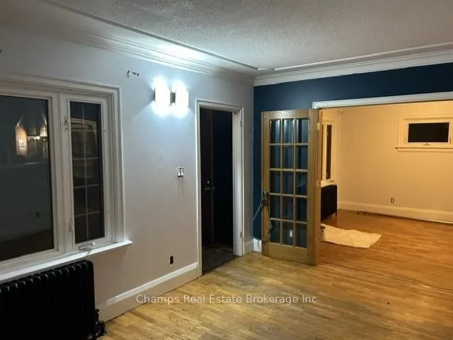 Detached in Thunder Bay
