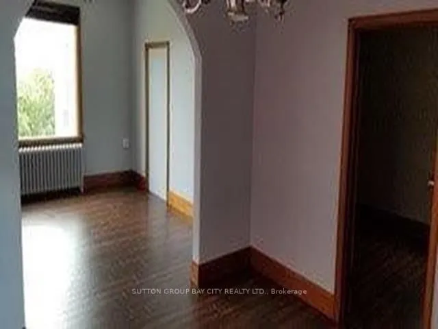 Detached in Thunder Bay