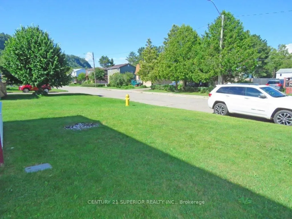Detached in Red Rock