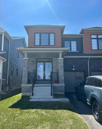 Detached in Thorold