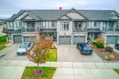 Att/Row/Townhouse in Kitchener