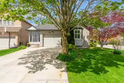 50 Spadara Drive, Hamilton, On L9b 2k3