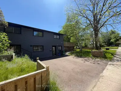 Detached in Waterloo