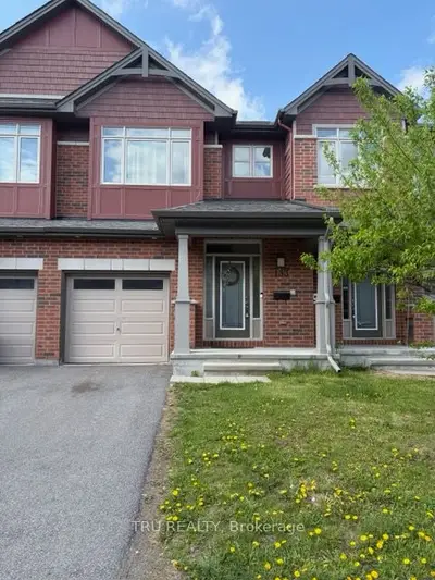 Att/Row/Townhouse in Kanata