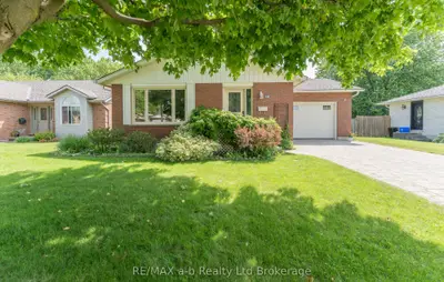 Detached in Tillsonburg