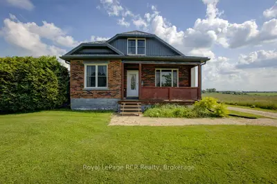 8321 89 Highway, Wellington North, On N0g 1n0