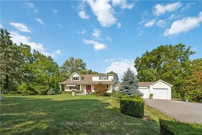 493 Ridge Road E, Grimsby, On L3m 0k5