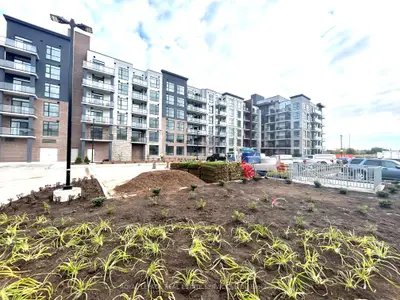 Condo Apartment in Hamilton