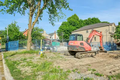 551 Edison Avenue, Carlingwood - Westboro And Area, On K2a 1v5