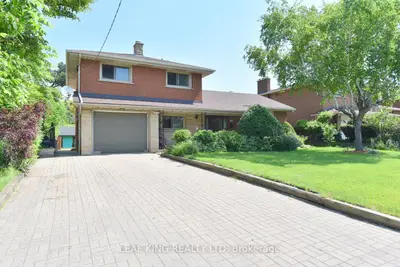372 Fennell Avenue W, Hamilton, On L9c 1g4