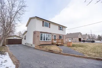 Detached in South Stormont