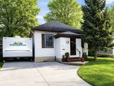 Detached in Cambridge