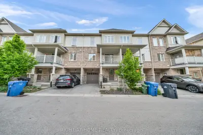 Att/Row/Townhouse in Guelph