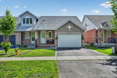 Att/Row/Townhouse in Peterborough