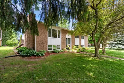 Detached in Central Huron