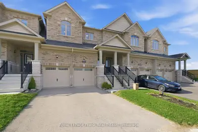 15 Highlands Boulevard, Cavan Monaghan, On P4n 8r9