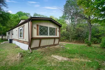 Duplex in Elizabethtown-Kitley
