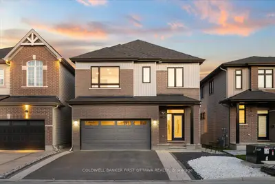 Detached in Barrhaven