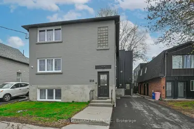 216 MCARTHUR Avenue, Vanier and Kingsview Park, ON K1L 6P5