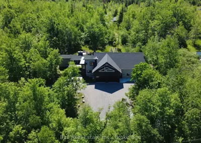 Detached in Trent Lakes