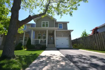 Detached in Kingston